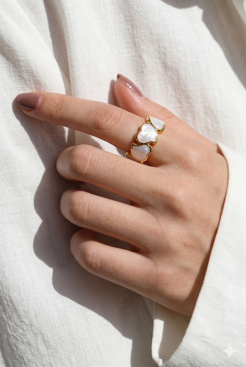 Serenza Hearts Non-Tarnish 18K Gold Plated Adjustable Ring | Pearlescent Leaf Heart