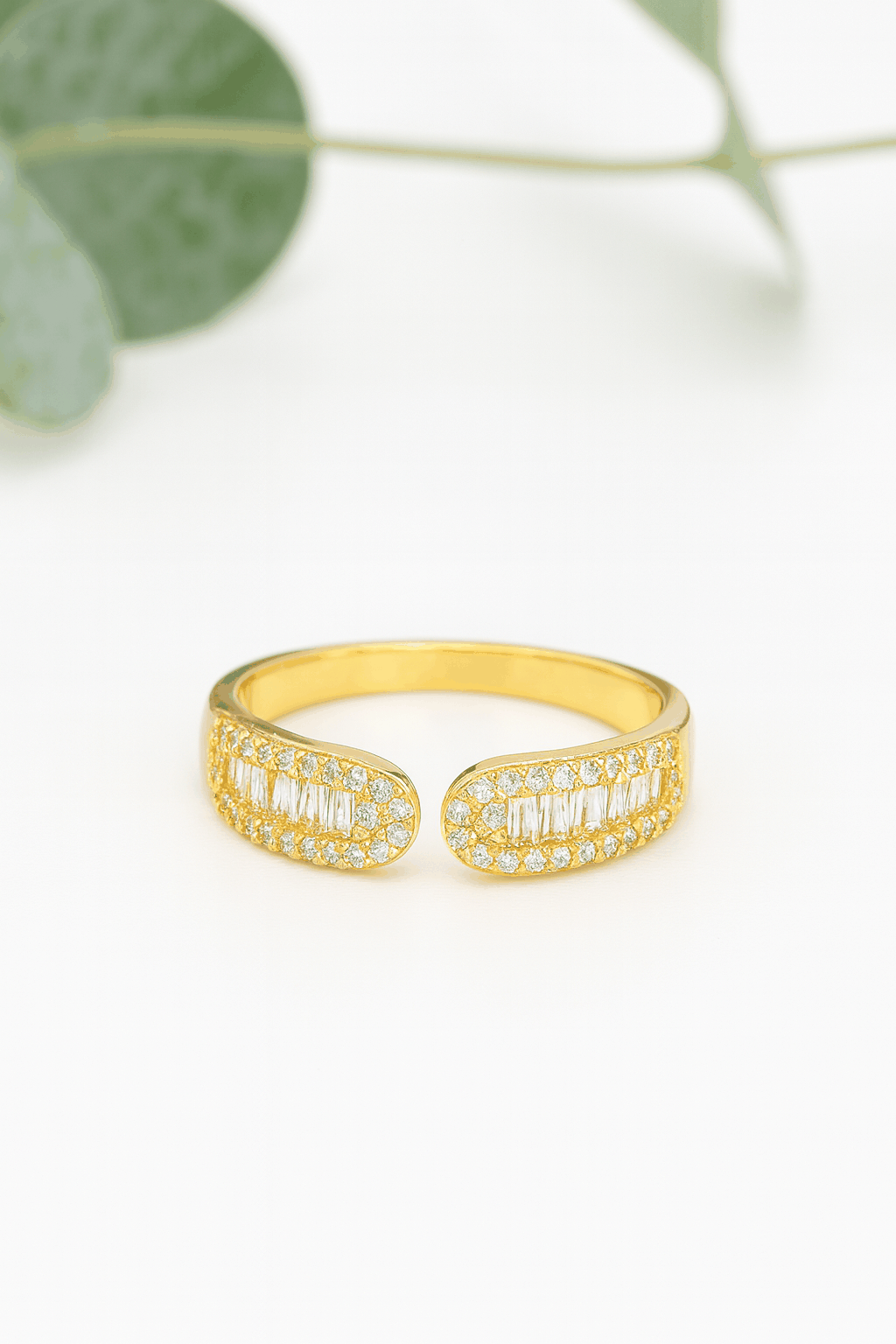 Aurora Bind 18K Gold Plated Zircon Adjustable Ring | Elegant Copper Statement Ring with Sparkling Zircon House Of RISMÉ