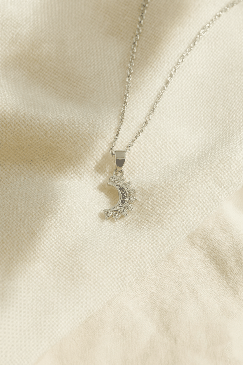 Lustra Luna 925 Sterling Silver Necklace for Women | Gold & Silver 18K Gold Plated Pendant Necklace House Of RISMÉ